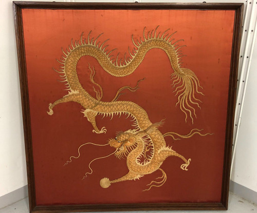 Large Chinese Embroidery Late 19th Century - Dragon A La Perle -d: 135 X 135 Cm