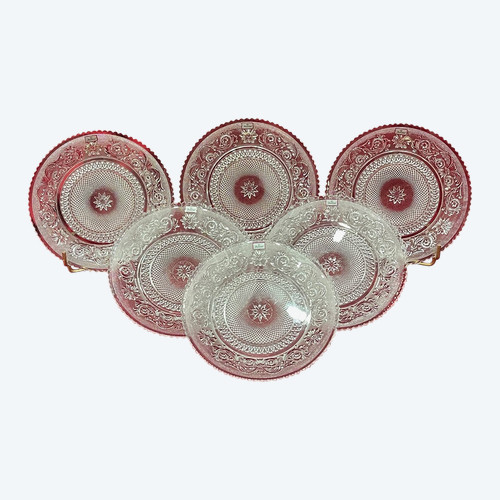 6 Baccarat crystal plates arabesque pattern