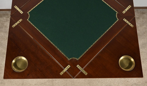 Tavolo da gioco Mouchoir in mogano, stile Luigi XVI, periodo Napoleone III - Metà del XIX secolo