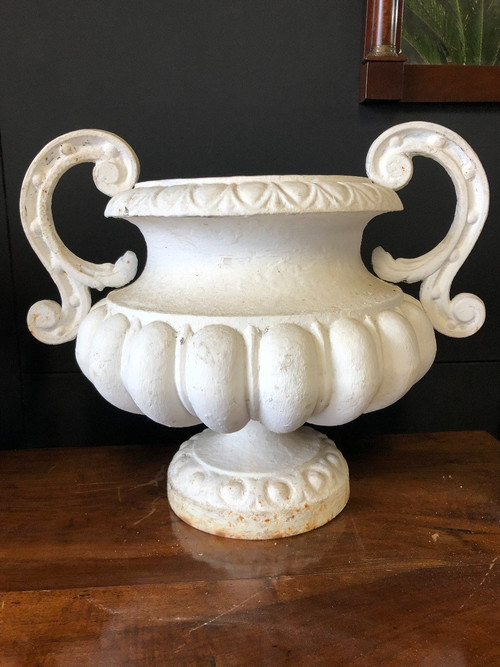 Pair Of Garden Cast Iron Vases Late 19th Century