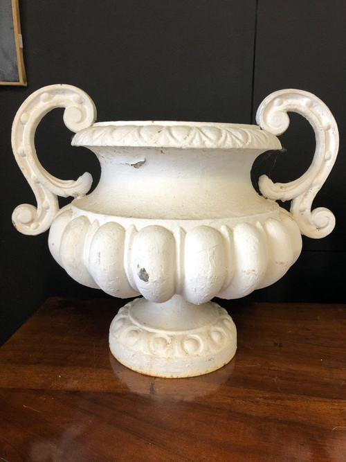 Pair Of Garden Cast Iron Vases Late 19th Century