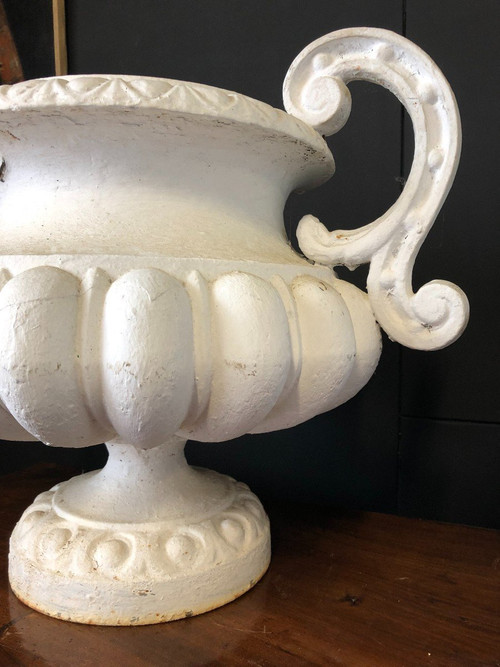 Pair Of Garden Cast Iron Vases Late 19th Century