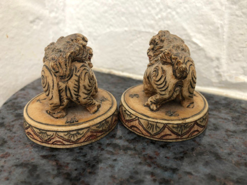 coppia di sculture cinesi in avorio "cani FO" - Okimono