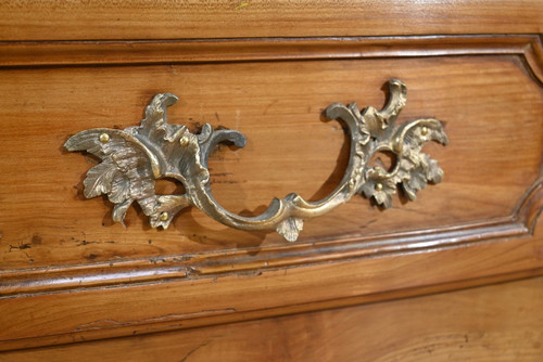 Kommode aus Kirschbaum Massivholz, Epoche Transition Louis XIV / Regency - Anfang 18.