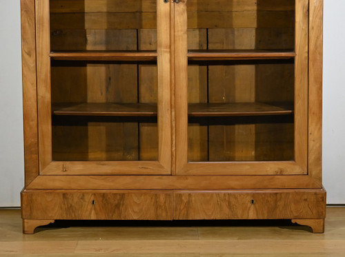 Importante proprietà Biblioteca in noce, periodo di restauro - inizio XIX secolo