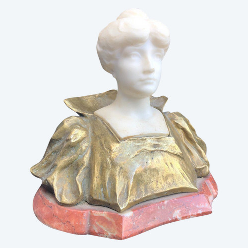 Busto femminile Art Nouveau in bronzo dorato e marmo