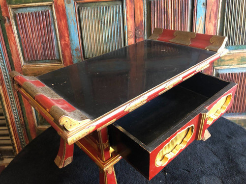 Ancienne Table d'Autel - Japon - Laque Réhaussée d'éléments En Métal Ciselé Et Doré époque Edo