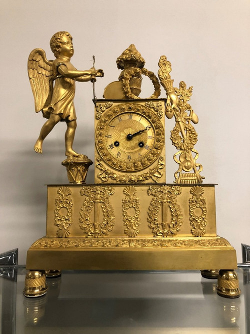 Pendule En Bronze Doré époque Empire Restauration