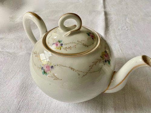 Porcelain coffee set