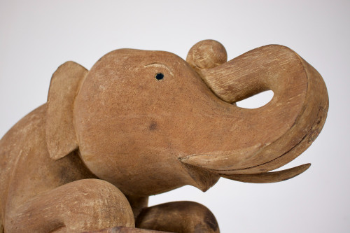 Elefante intagliato, Birmania