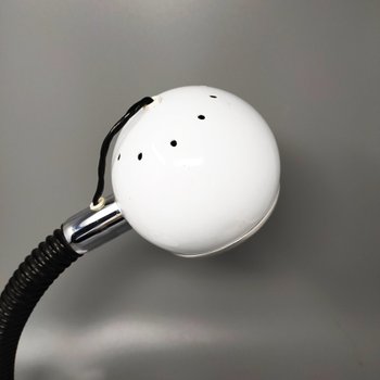 Stunning white Eyeball table lamp from the 1970s by Reggiani.