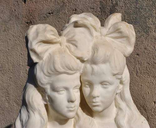 *Offre spéciale *Busti di giovani donne, marmo di Carrara, fine XIX secolo