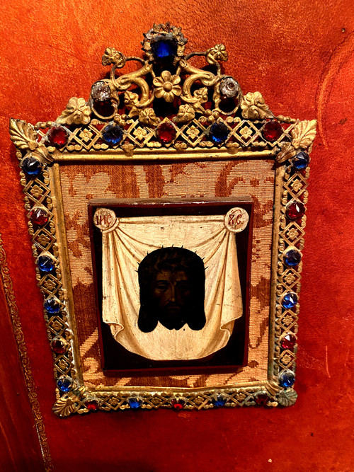 The face of Christ with the crown of thorns , very well framed 19th century icon painting