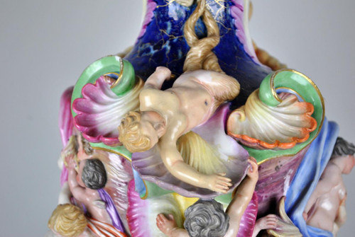 *Offre spéciale *Grande Aiguière En Porcelaine, Allemagne? XIXème Siècle