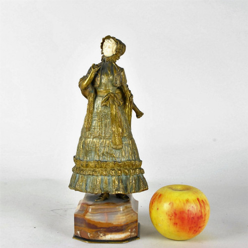 *Offre spéciale *Marquet, Chryselephantine élégante Jeune Femme, Signée, Fin 19ème Siècle