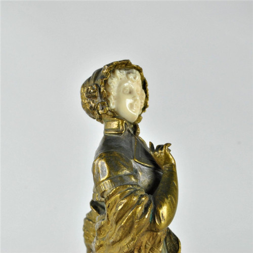 *Offre spéciale *Marquet, Chryselephantine élégante Jeune Femme, Signée, Fin 19ème Siècle