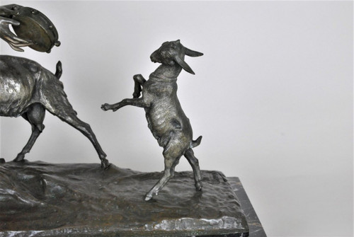 *Offre spéciale*Drouot, Large Orientalist Bronze Woman with Goat, Late 19th Century