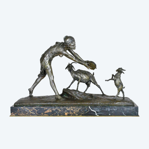 *Offre spéciale*Drouot, Large Orientalist Bronze Woman with Goat, Late 19th Century