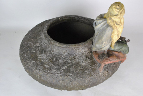 Goldscheider, Grande Vaso in Terracotta con Carattere Orientale seduto, XIX Secolo