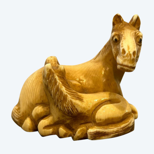 Netsuke - Cavalli Okimono in avorio Inizio XIX secolo