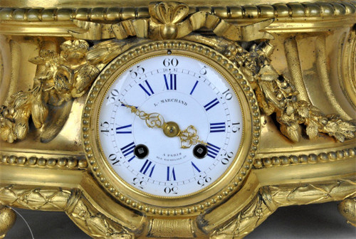 Orologio in bronzo, donna con fiori, Schenewerk, XIX secolo