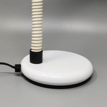 Superbe lampe de table blanche de l'ère spatiale des années 1970