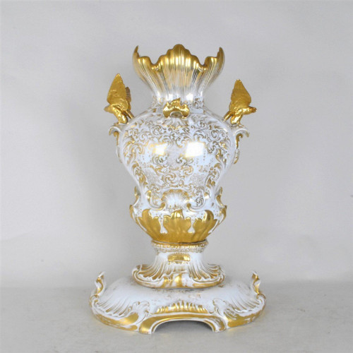Grande vaso da sposa in porcellana, metà del XIX secolo
