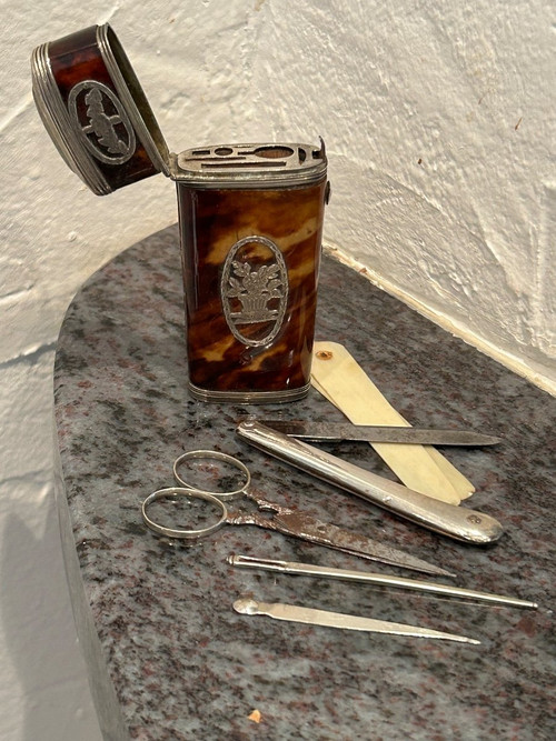 Tortoiseshell And Silver Travel Or Sewing Kit 18th Century