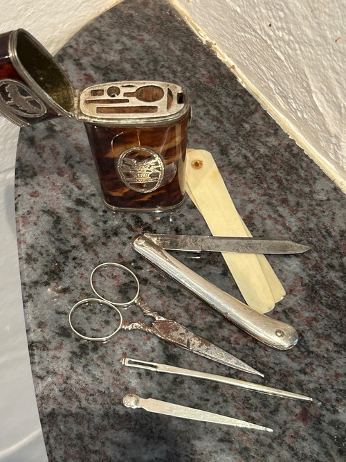 Tortoiseshell And Silver Travel Or Sewing Kit 18th Century