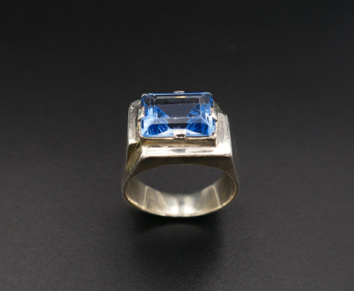 Anello Art Deco In Argento E Spinello Blu.