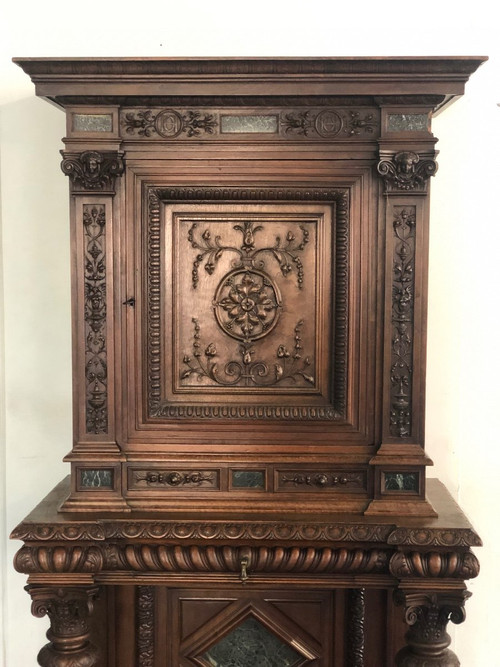 Crédence- buffet- cabinet  Néo- Renaissance En Noyer incrusté  De Marbre époque XIXéme