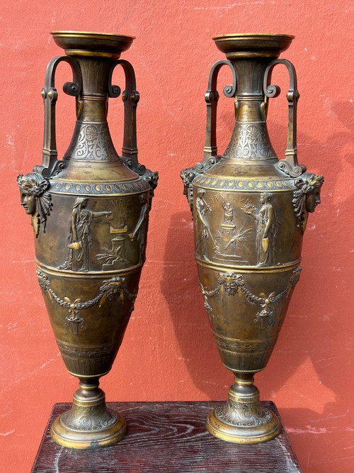 Paire De Vases Amphore Néo - Grec En Bronze à Deux Patines - France Fin XIXéme