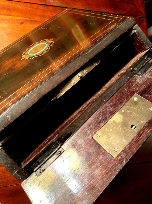 Wunderschöner Reiseschreibtisch aus der Louis-Philippe-Zeit aus Ebenholz, Palisander mit Intarsien