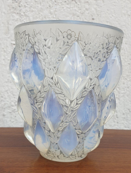 R Lalique, Rampillon Vase, 20th Century