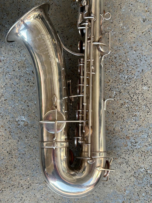 Saxophon - Saxofon aus versilbertem Metall Von Couesnon & Cie Um 1930