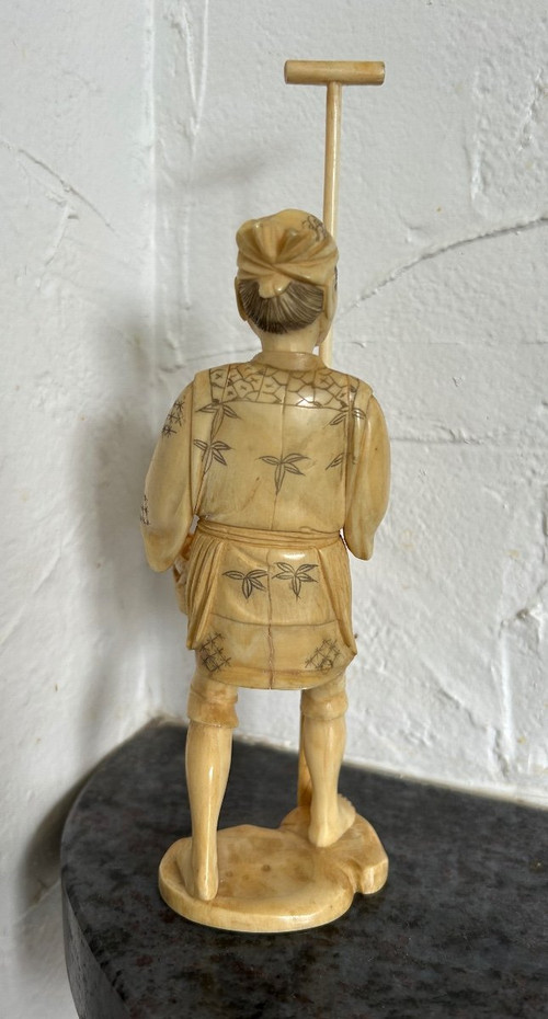 Okimono - Netsuke Ivory Carving From Japan Late 19th Century