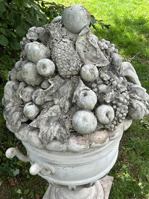 Huge Vase - Pot à Fruits Décoration De Jardin XXe Siècle