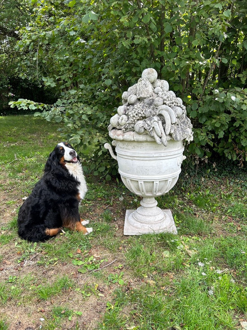 Huge Vase - Pot à Fruits Décoration De Jardin XXe Siècle