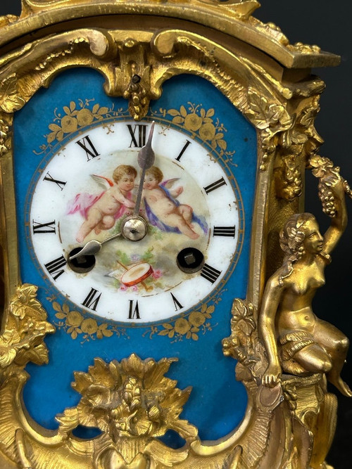 Pendule Bronze Doré Et Plaques De Porcelaine D’époque Napoléon III