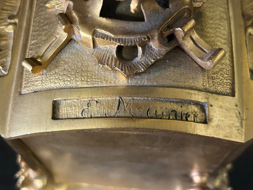 Pendule Bronze Doré Et Plaques De Porcelaine D’époque Napoléon III