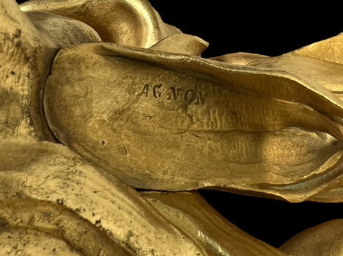 RAOUL LARCHE / COUPE /  ENCRIER DIT " A LA NYMPHE VICTORIEUSE EN BRONZE DORÉ