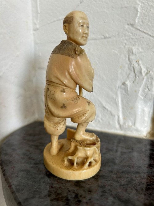 Okimono - Netsuke Elfenbein Schnitzerei Aus Japan Ende 19.