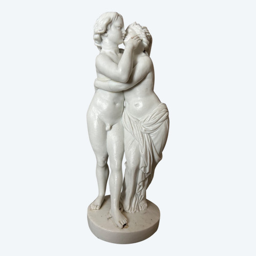 Amour Et Psyché - 18th Century Porcelain Biscuit Sculpture