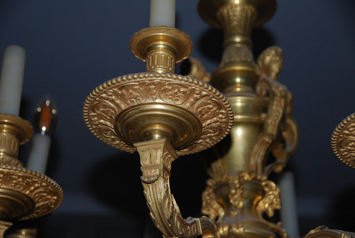 Mazarin, Important Lustre En Bronze Doré  De Style Louis XIV
