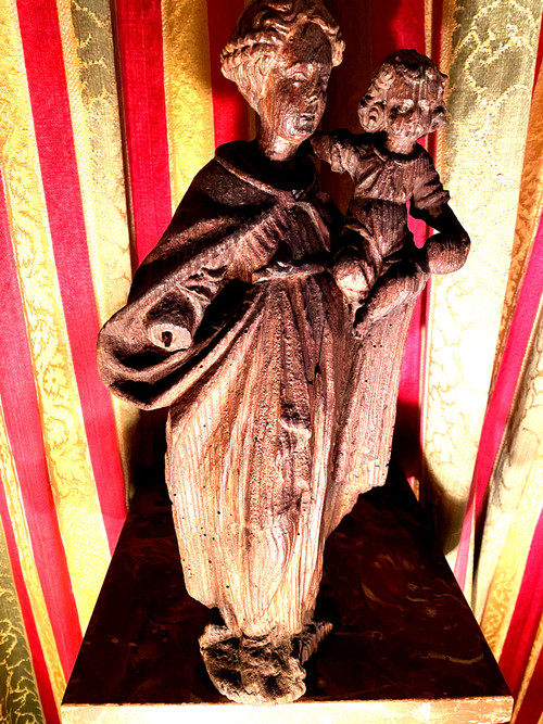 Virgin and Child carved in standing resinous wood from the 18th century mountain work