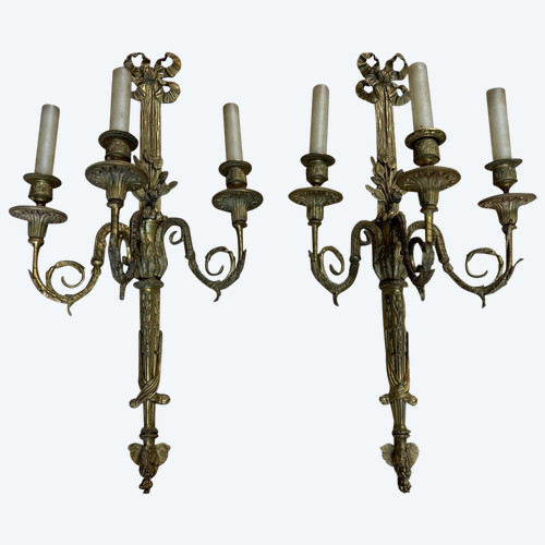 Large Pair Of Louis XVI Style Sconces In Gilt Bronze From The Napoleon III Period - H 69 cm