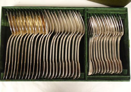 Housewife 62PC Silver Metal Cutlery Christofle Net Model 20th Century Box