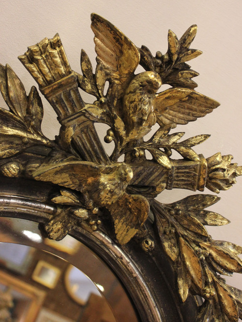 Specchio nuziale ovale, coppia di uccelli, foglia oro e patina, vetro molato 65 x 109 cm