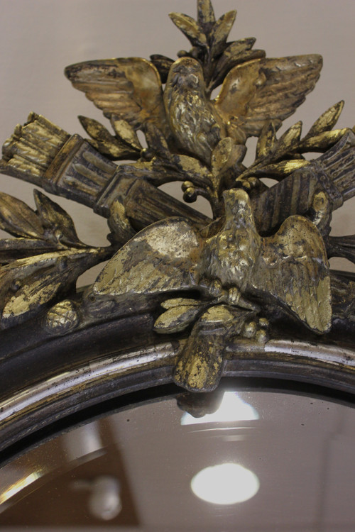 Specchio nuziale ovale, coppia di uccelli, foglia oro e patina, vetro molato 65 x 109 cm