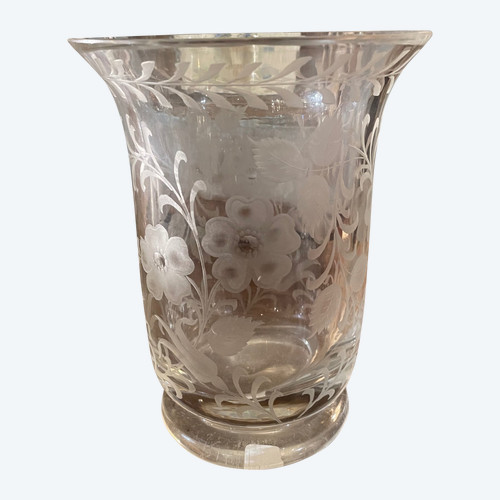 Vase cristal gravé 